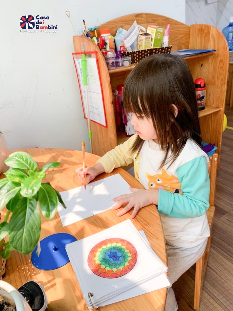 #49 BẬN RỘN TRONG GIỜ MONTESSORI CÙNG CÁC BẠN NHỎ CASA DEI BAMBINI